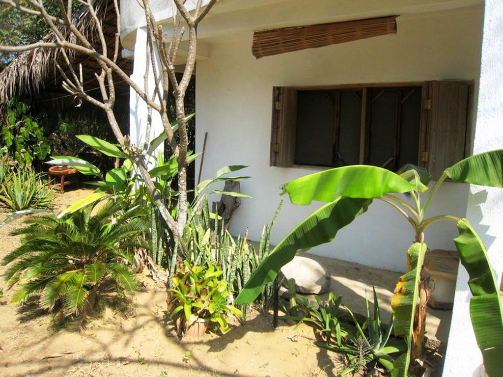 Los Metates Hotel Zipolite Exterior photo