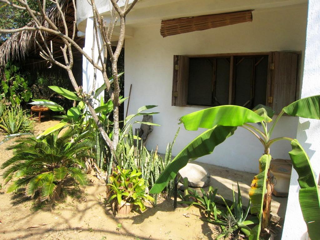 Los Metates Zipolite Exterior photo